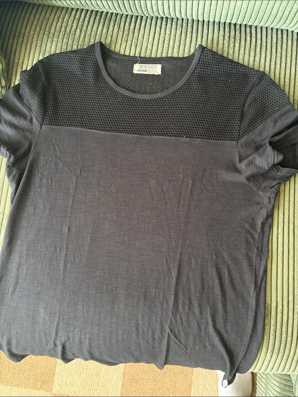 2xist Black Mesh Muscle Short Sleeve Crewneck Shirt with Mesh